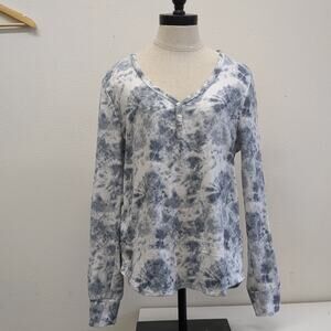 KIKIT  White and Blue Long Sleeve Fitted Blouse size medium‎
